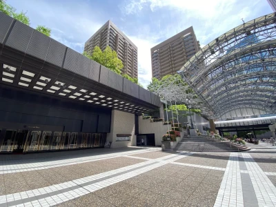 Suntory-Hall-Tokyo.webp